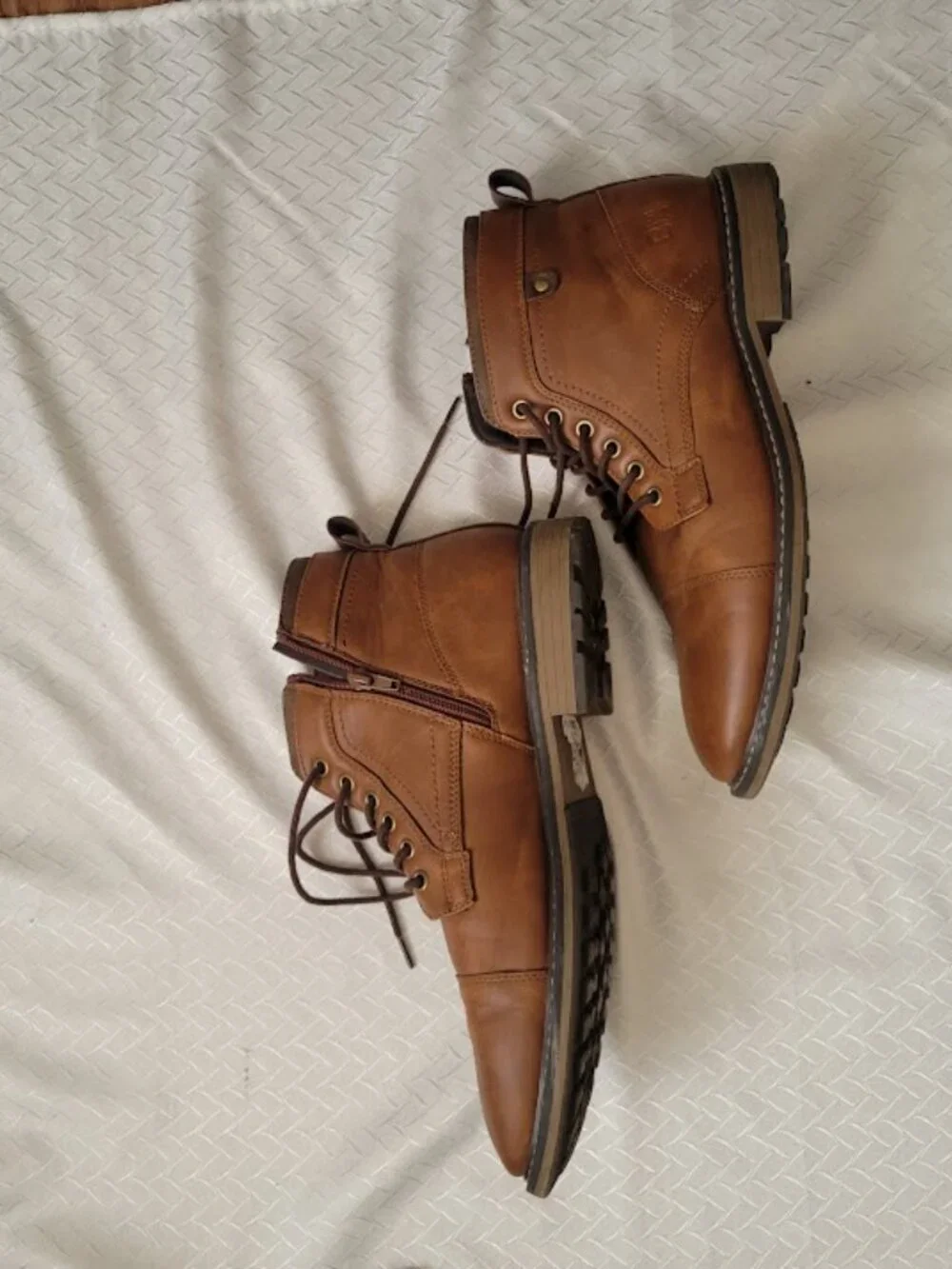 Apt. 9 Brown Leather Chukka Boots Men's 11 Lace Up Ankle Boots